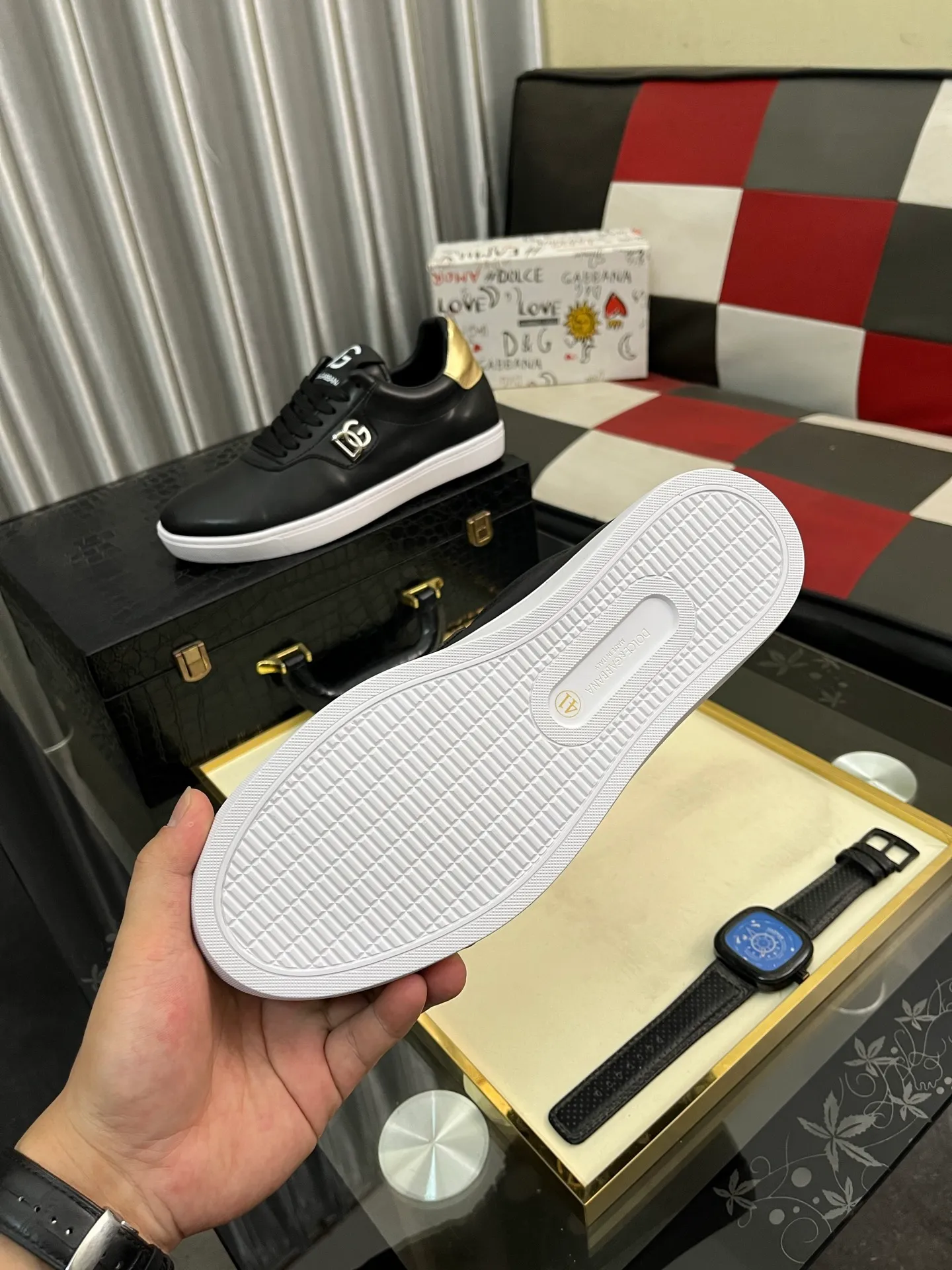 Men's Men's Shoes💰420⌚️⌚️Dolce&Gabbana••DG✔️Men's Sports•Casual Shoes. Original goods from top counters. Original imported cowhide, multi-material splicing design ➕Imported cowhide lining, cowhide feet ➕Original TPR elastic outsole. Size: 38-46